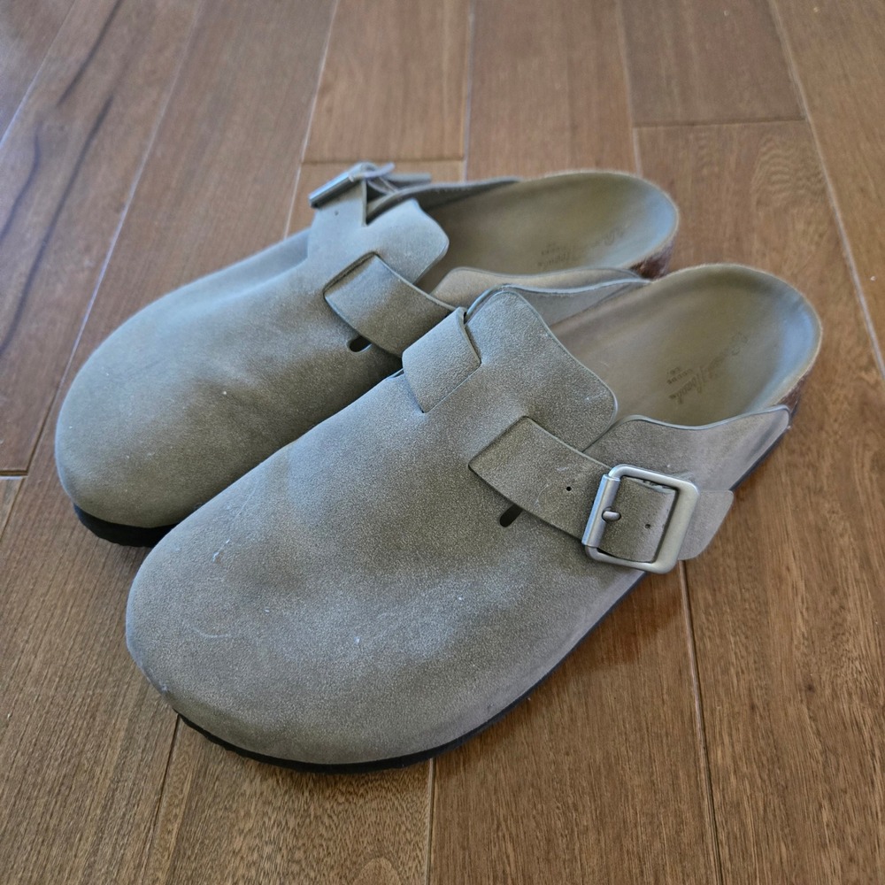Universal Thread Women Taupe Suede Buckle Clogs Mules Size 9 Round Toe Slip On - Picture 2 of 6